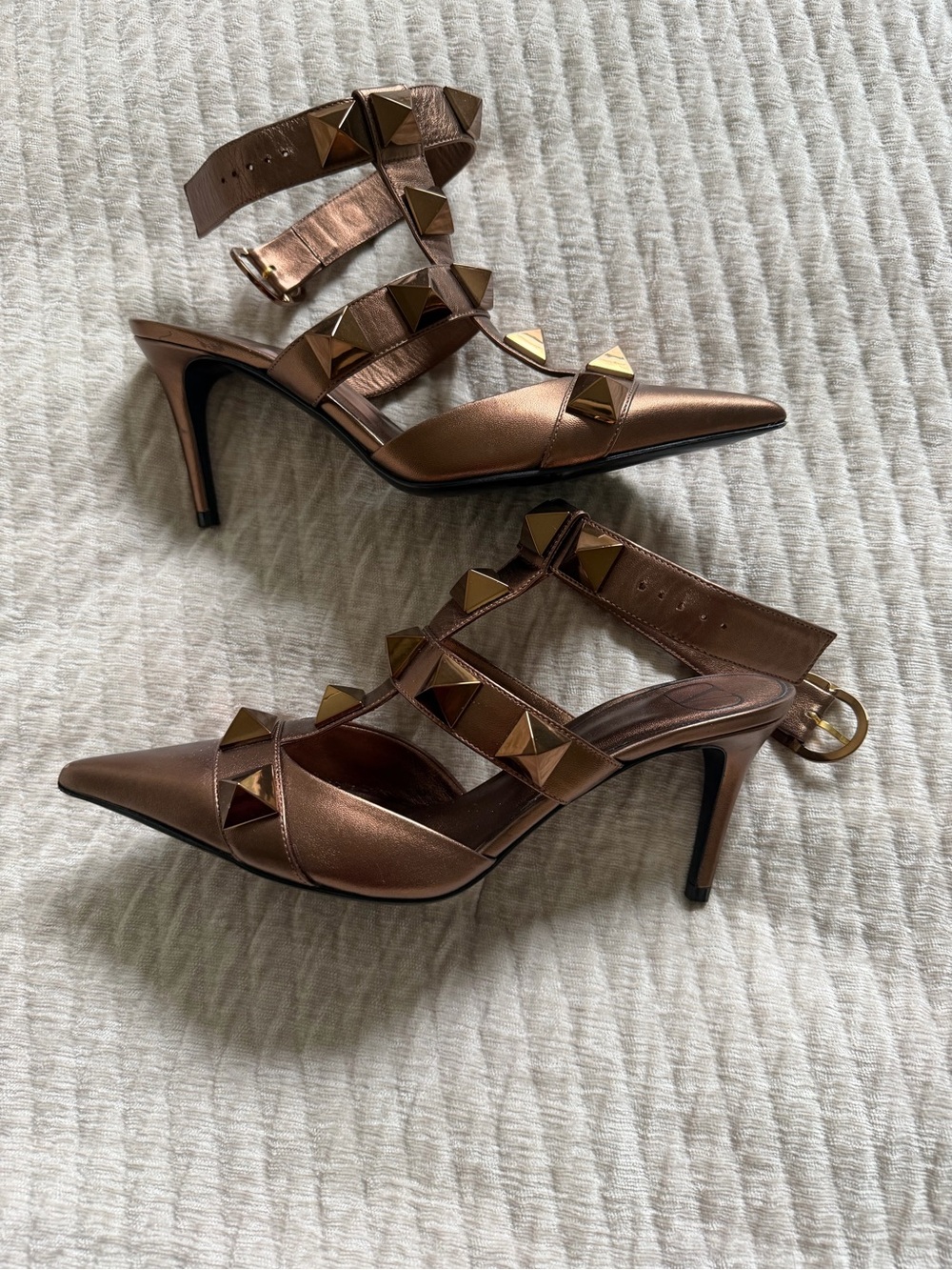 Valentino Garavani Bronze Pyramid-Stud Pointed Slingback Flats - Picture 2 of 5